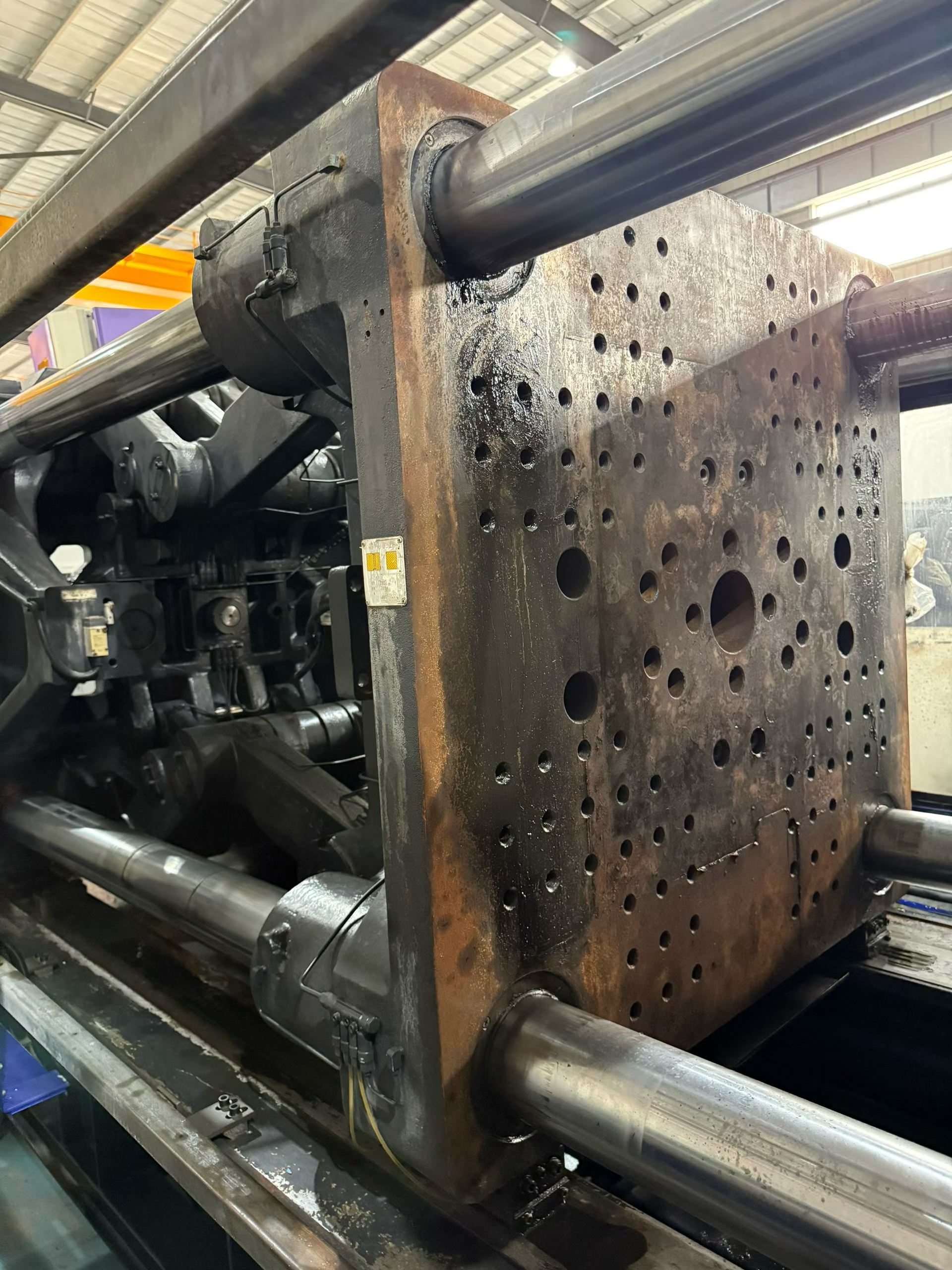 Used 470 Ton MA4700 II /2950 Injection Molding Machine | D‑Screw 90mm, 2142g PS Shot Weight