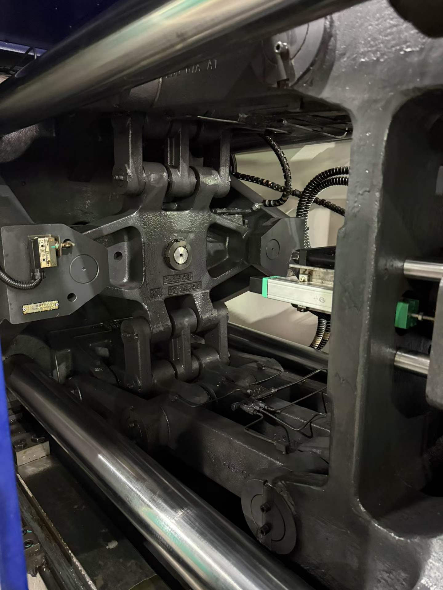 Used 250 Ton MA2500 II /1000 Injection Molding Machine | B‑Screw 55mm, 519g PS Shot Weight