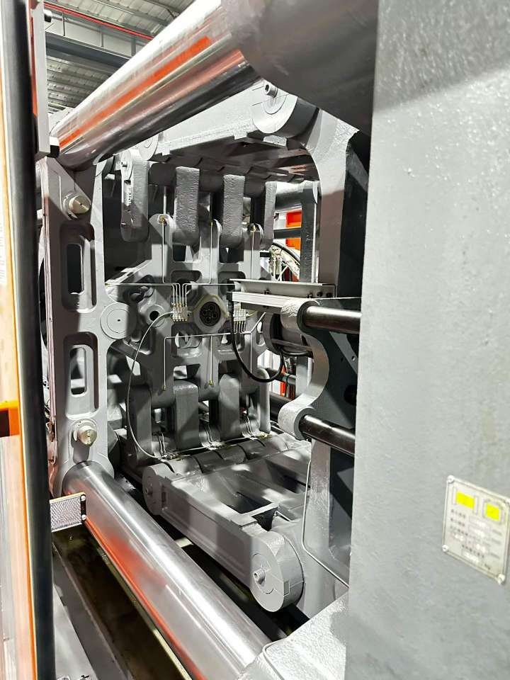 Used 1000 Ton JM1000‑MK6 Injection Molding Machine | A/B/C‑Screw 98/110/120mm, Max PS Shot Weight 5658g