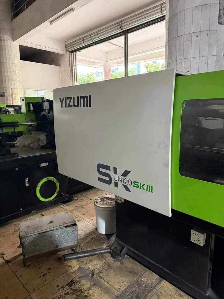 Quality Used Yizumi 120 Ton UN120SKIII Injection Molding Machine | B-Screw 43mm, 227g PS Shot