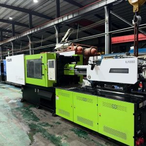 Quality Used Yizumi 260 Ton UN260SKIII Injection Molding Machine | B-Screw 53mm, 537g PS Shot