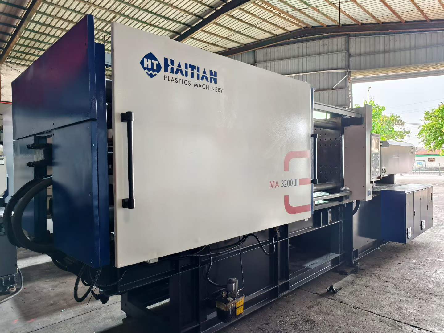Used Haitian MA3200Ⅲ/1700 320 Ton Injection Molding Machine | B‑Screw 65mm, 846g PS Shot Weight