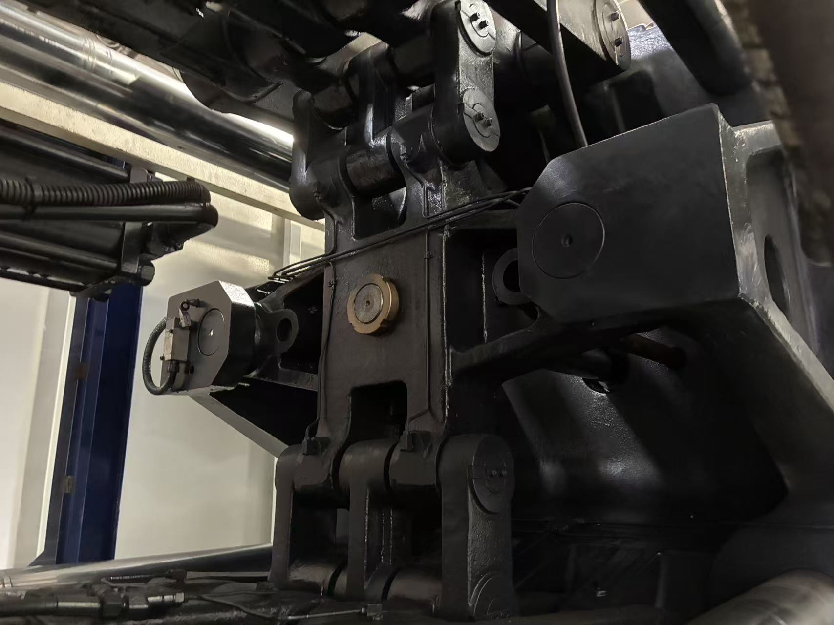 Used 4700kN Haitian MA4700/3200SE+ Injection Molding Machine | A/B/C-Screw 70/80/90mm, Max PS Shot Weight 2141g