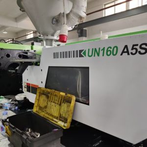 Used 160 Ton Yizumi UN160A5S Injection Molding Machine | A/B/C-Screw 43/48/53mm, Max PS Shot Weight 416.1g
